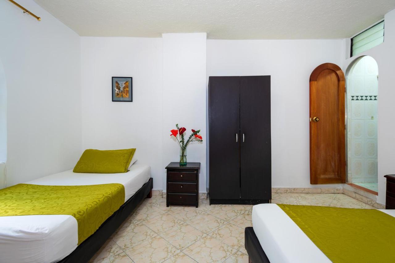 Hotel Ayenda 1234 Imperio 70 à Medellín Extérieur photo