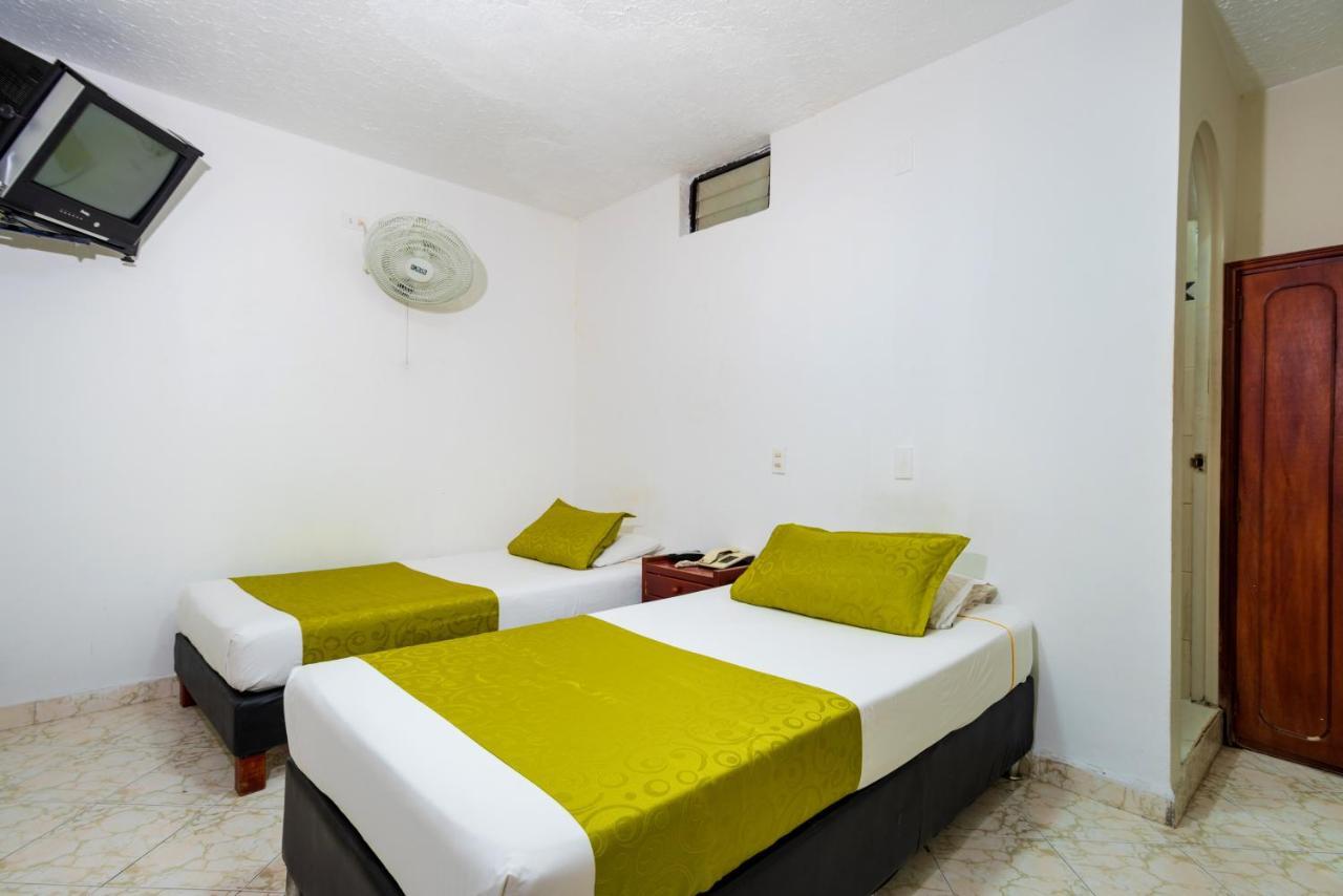 Hotel Ayenda 1234 Imperio 70 à Medellín Extérieur photo