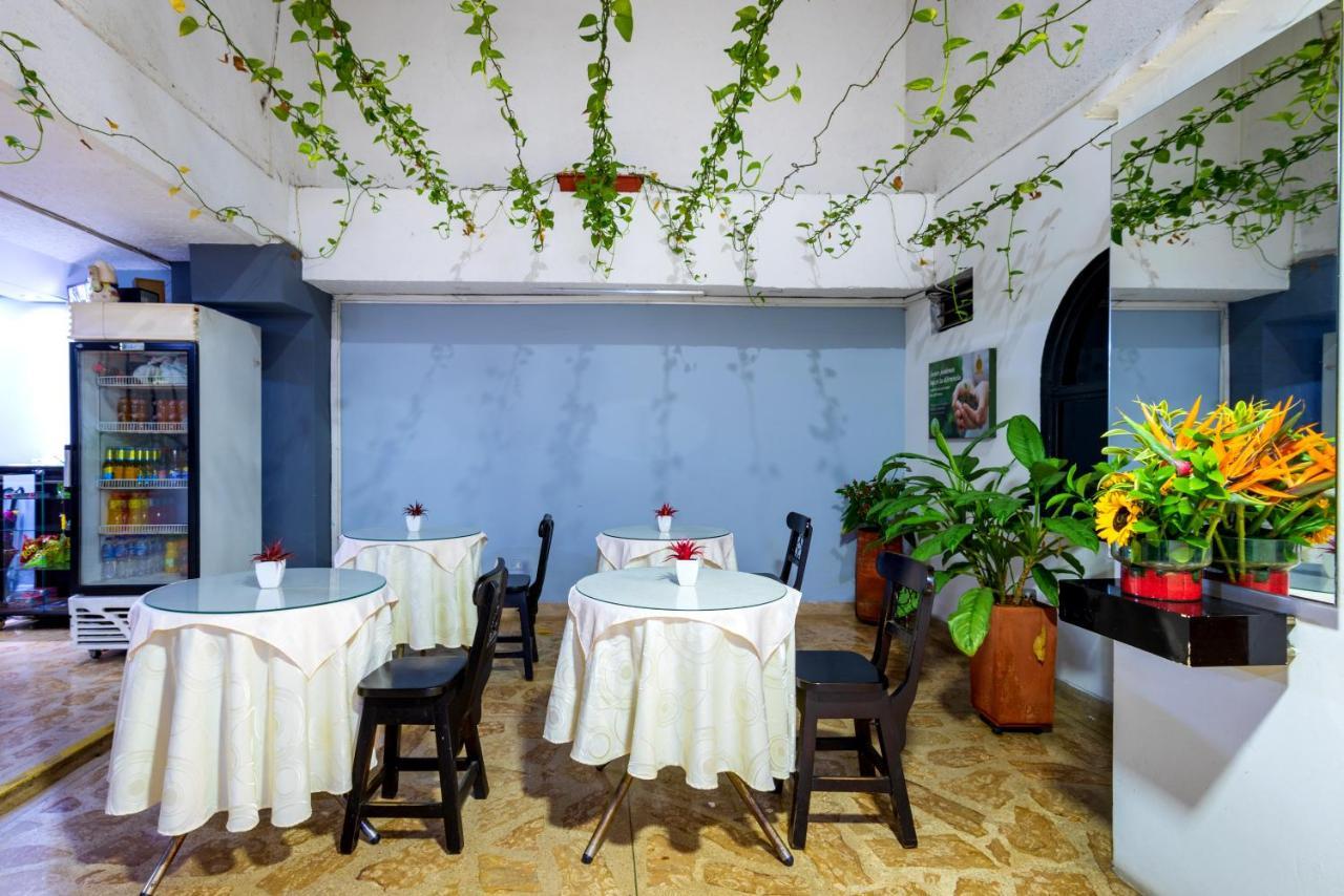 Hotel Ayenda 1234 Imperio 70 à Medellín Extérieur photo