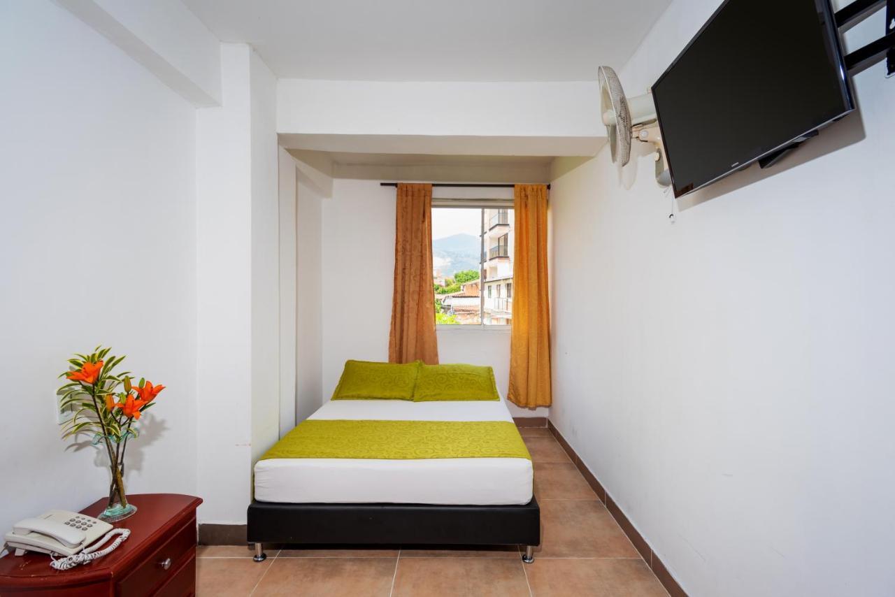 Hotel Ayenda 1234 Imperio 70 à Medellín Extérieur photo