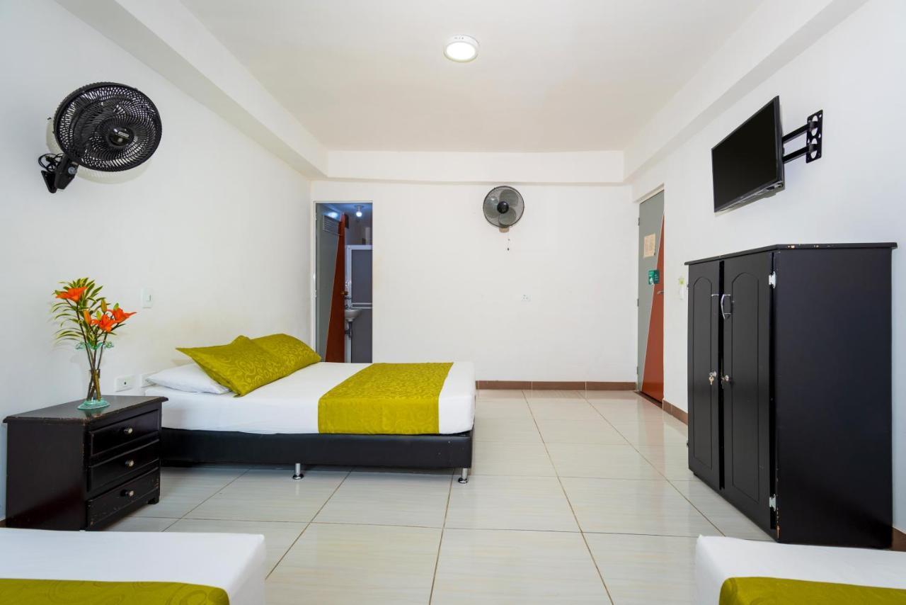 Hotel Ayenda 1234 Imperio 70 à Medellín Extérieur photo