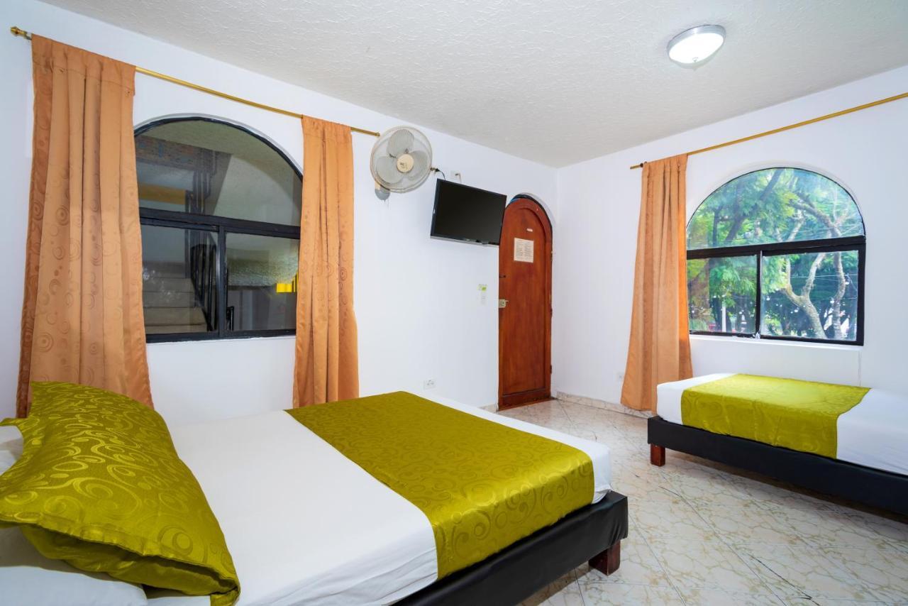Hotel Ayenda 1234 Imperio 70 à Medellín Extérieur photo