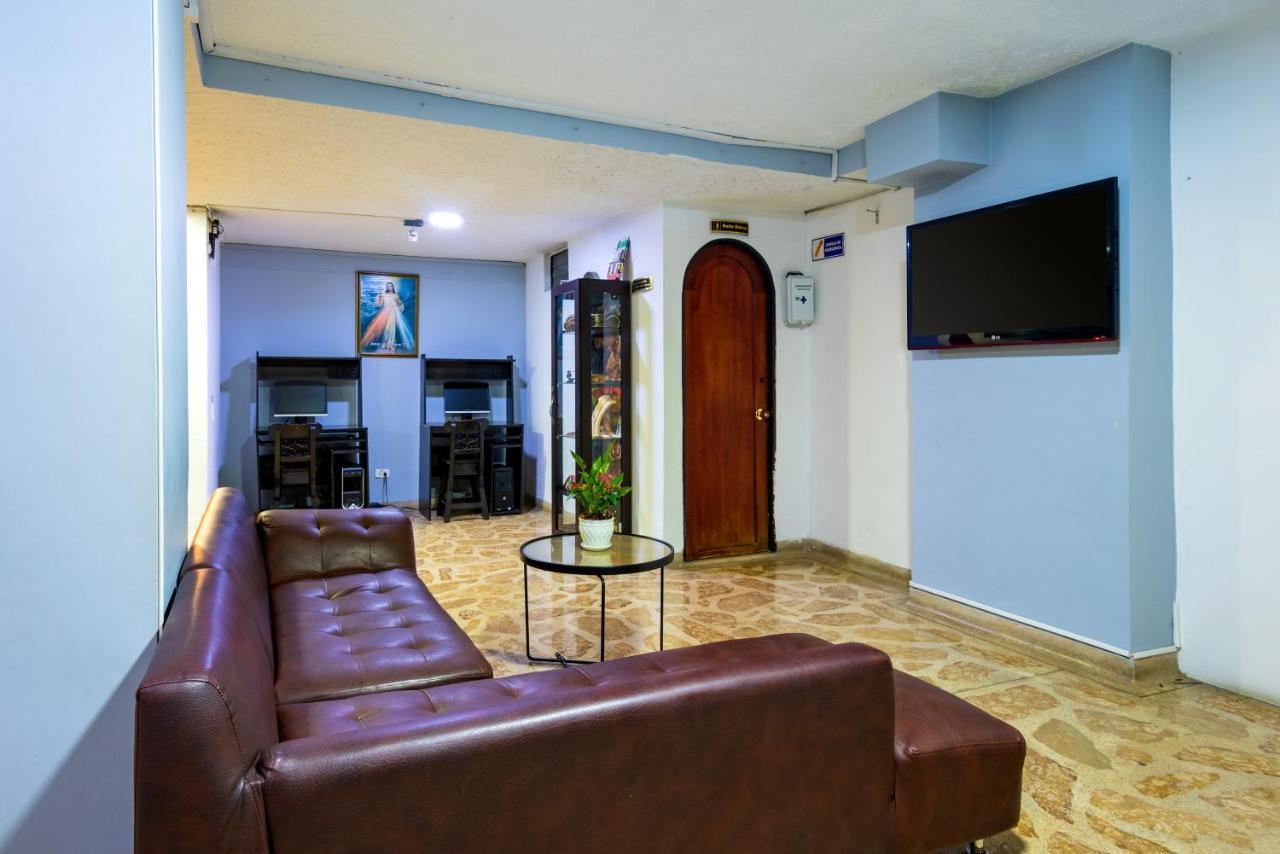 Hotel Ayenda 1234 Imperio 70 à Medellín Extérieur photo