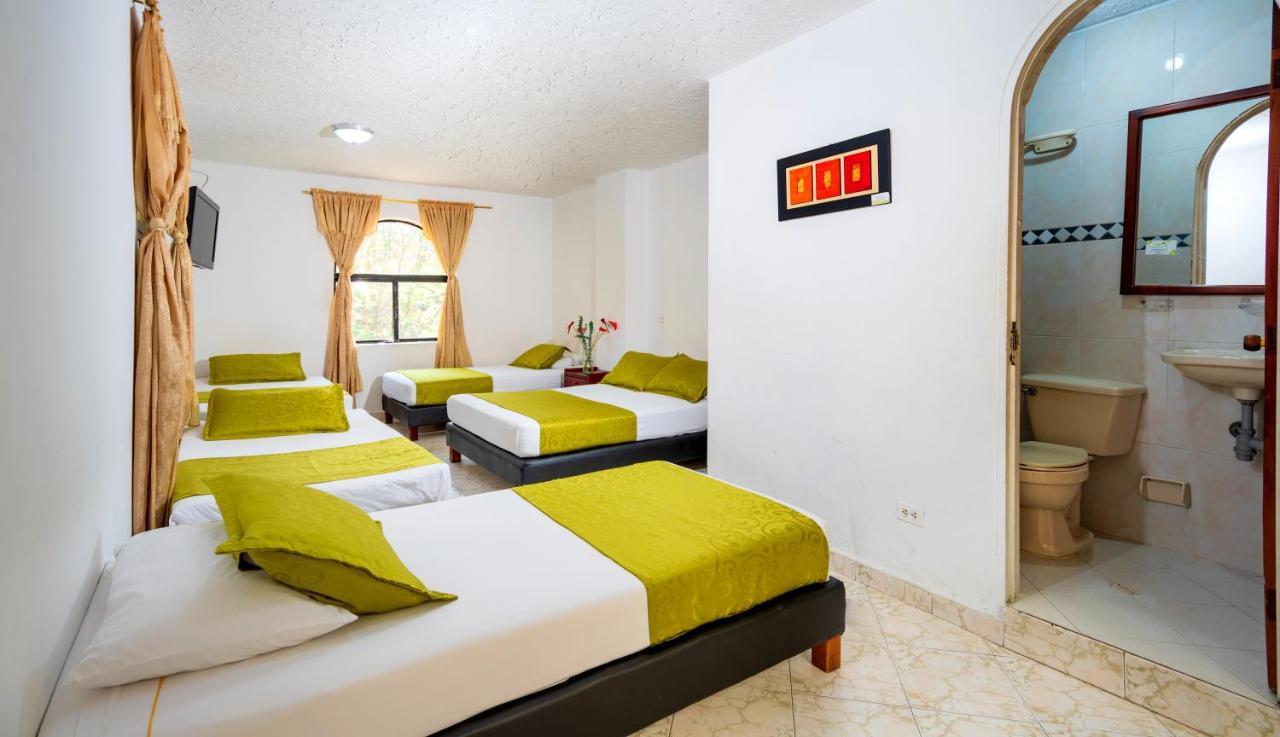 Hotel Ayenda 1234 Imperio 70 à Medellín Extérieur photo