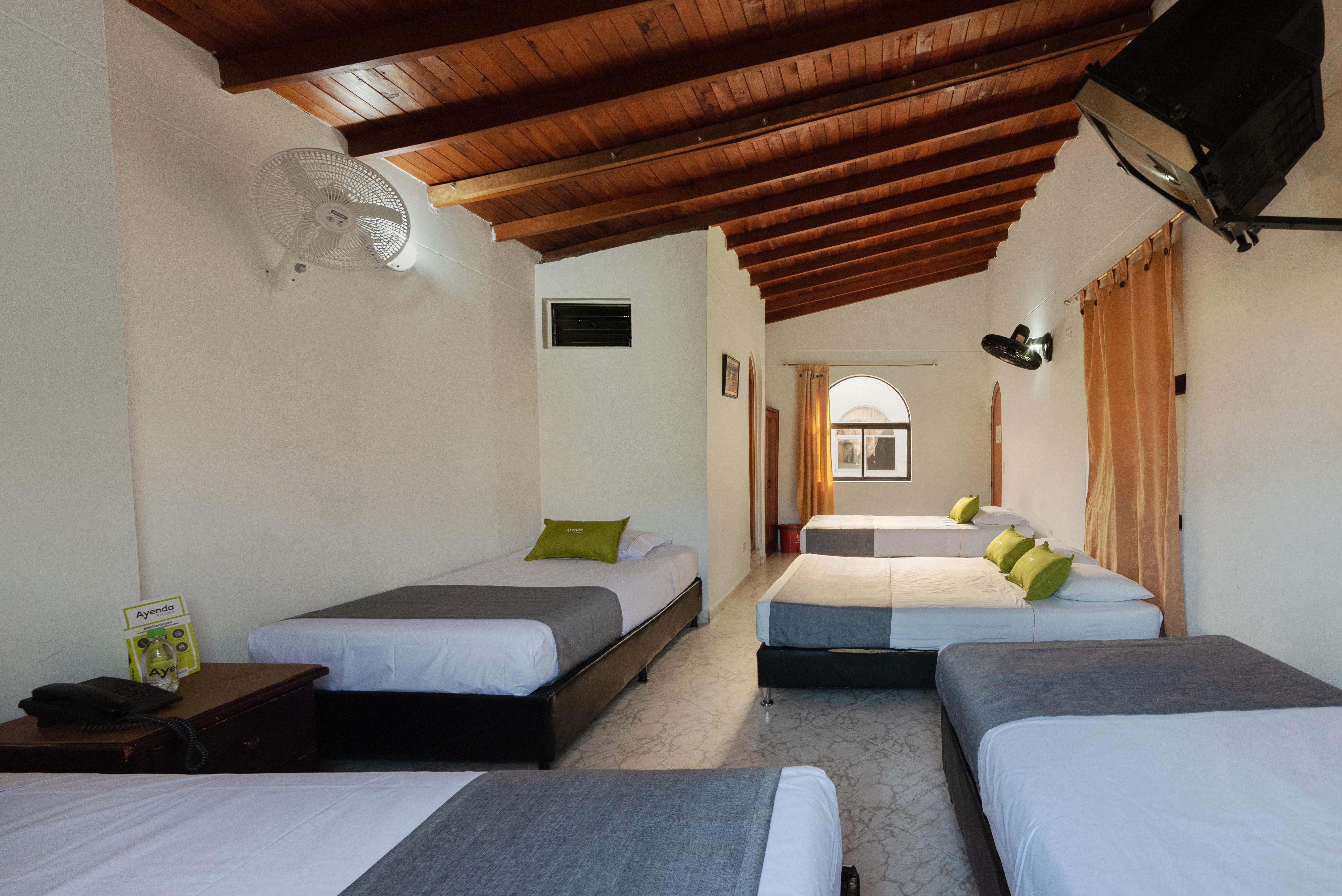 Hotel Ayenda 1234 Imperio 70 à Medellín Extérieur photo