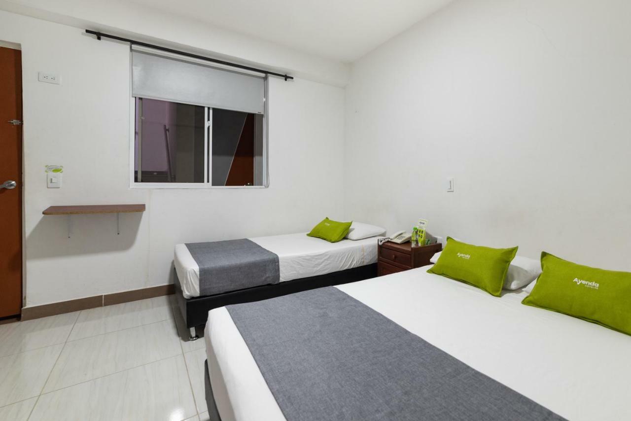 Hotel Ayenda 1234 Imperio 70 à Medellín Extérieur photo